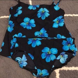Large Longitude tankini size 14.